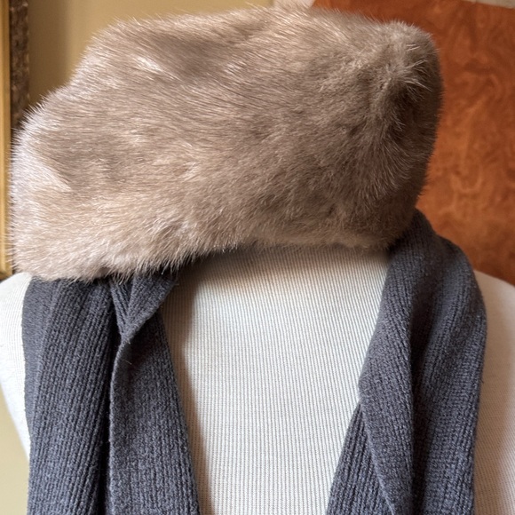 Vintage Mink Fur Hat/Beret - Picture 4 of 4